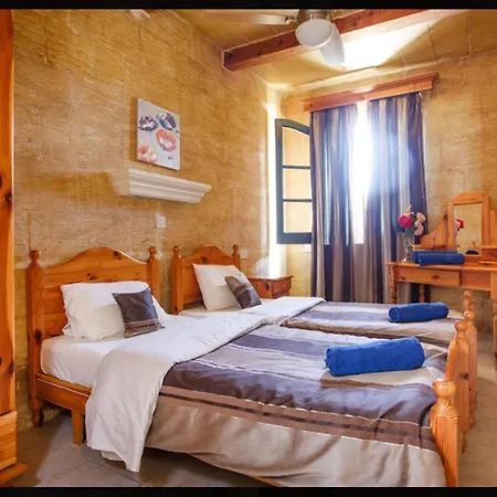 Islandlife Farmhouse With View Ta'Pitra Xaghra Exterior photo