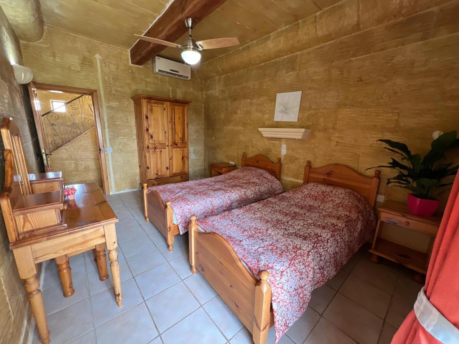 Islandlife With View Ta'pitra Holiday home Xaghra